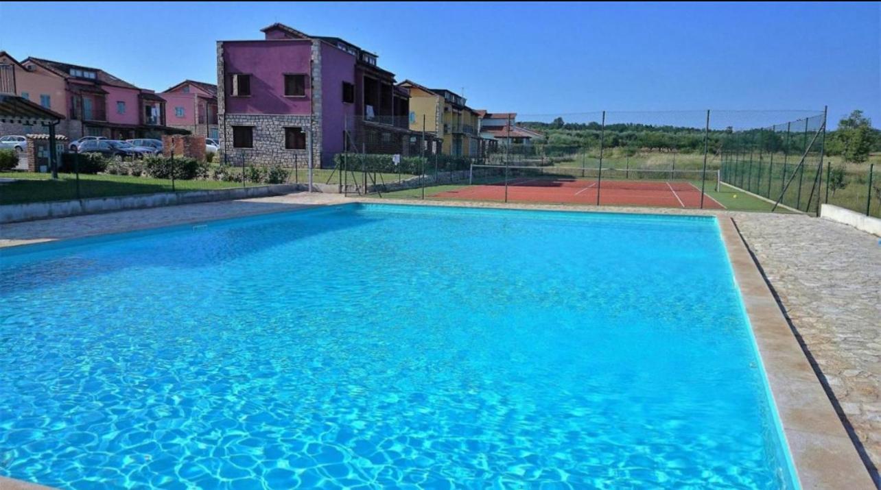Apartment Aleks Tar-Vabriga 외부 사진